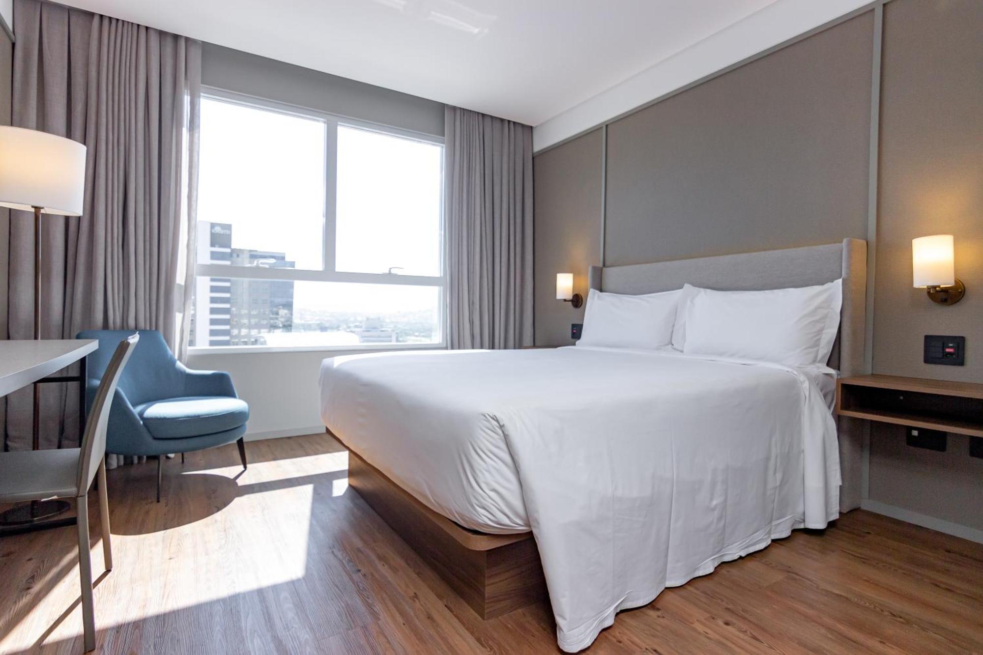 K-Platz Hotel Sao Jose  Buitenkant foto